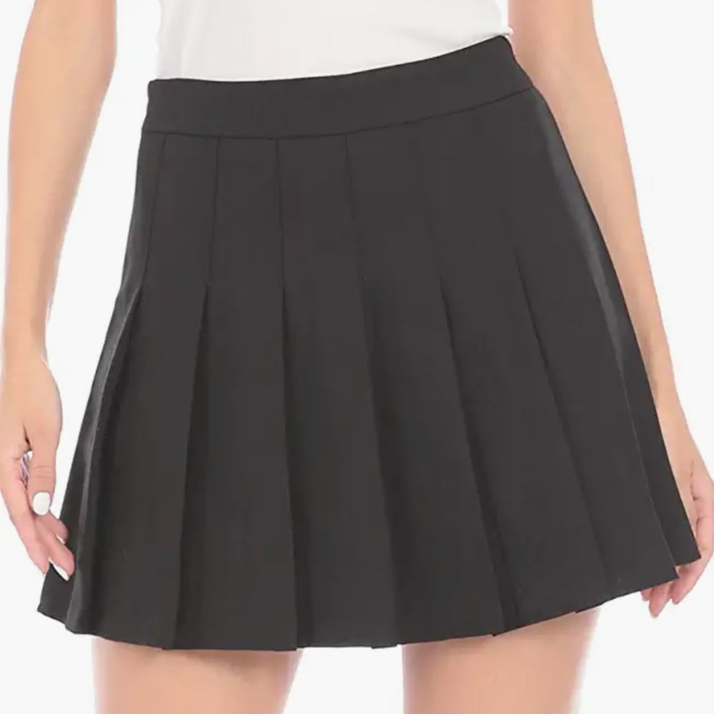 Cheerleading, school uniform, skater skirt